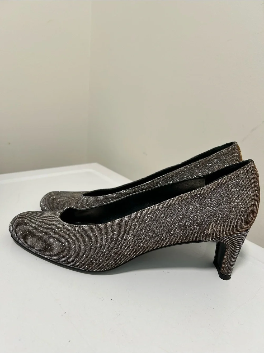 Stuart Weitzman Sparkly Silver Gold Heels Size 10N Narrow